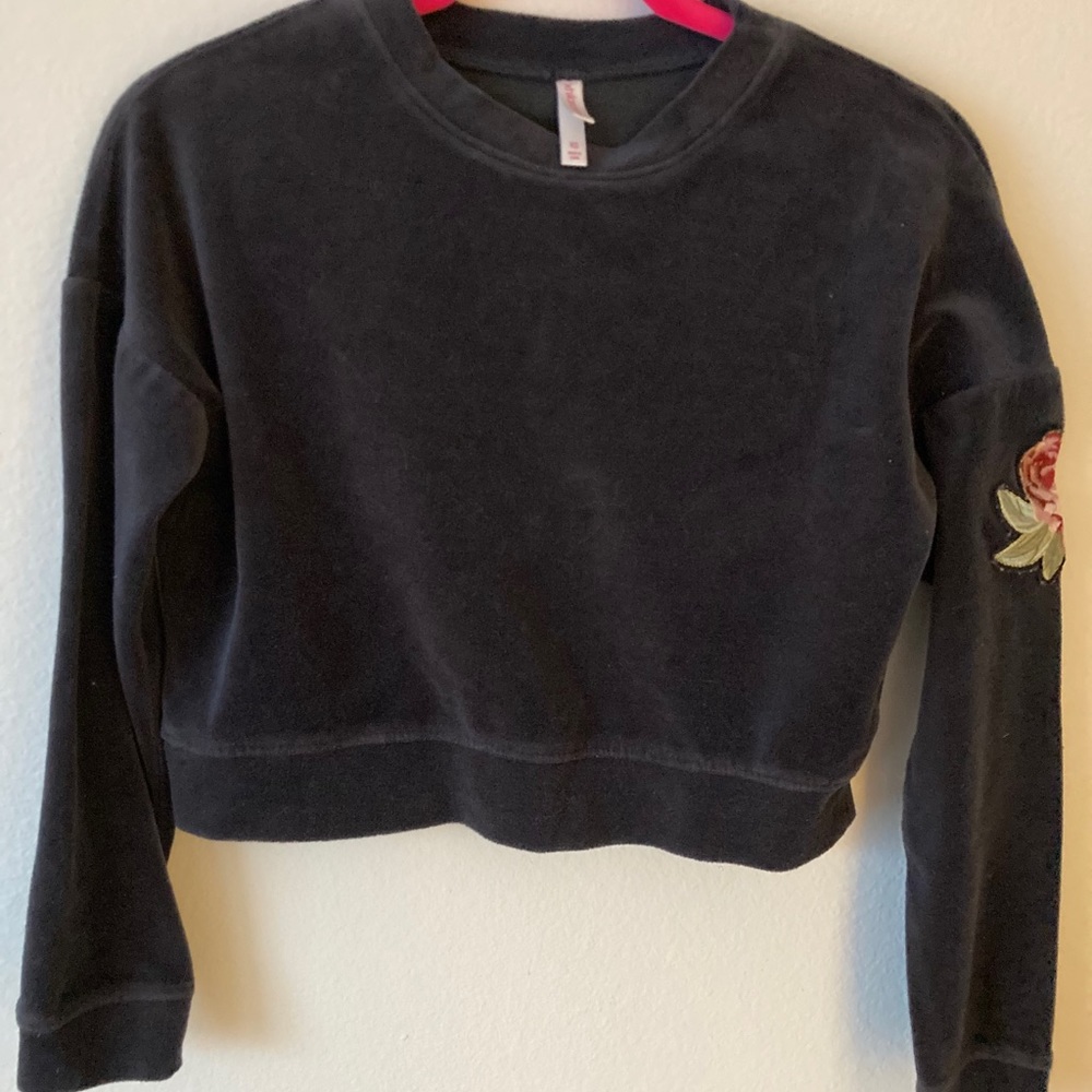 Velour cropped sweater